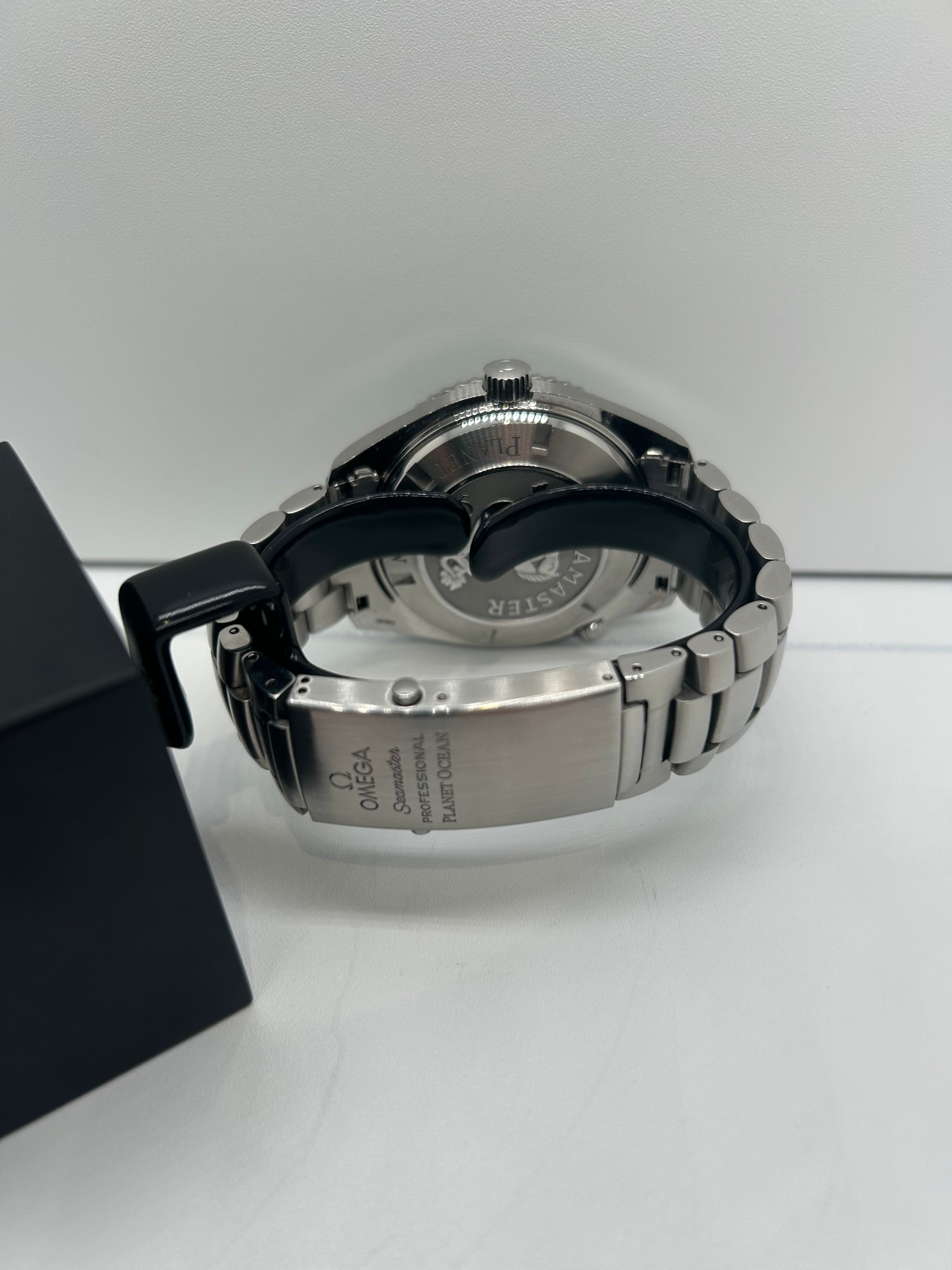 Omega Seamaster Planet Ocean