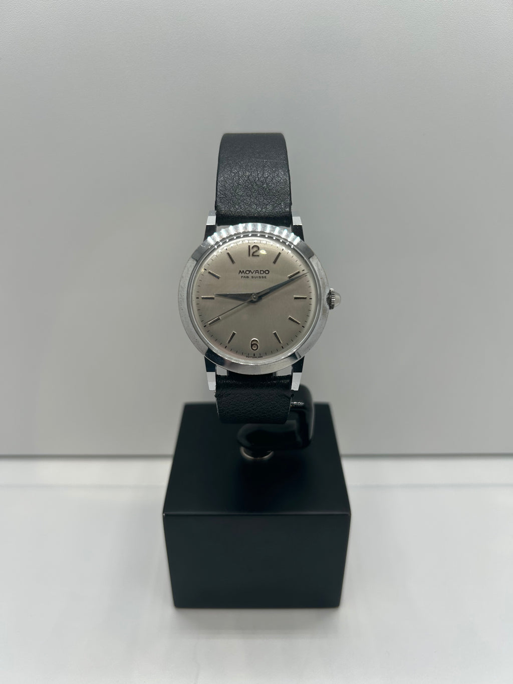 Movado ronde acier