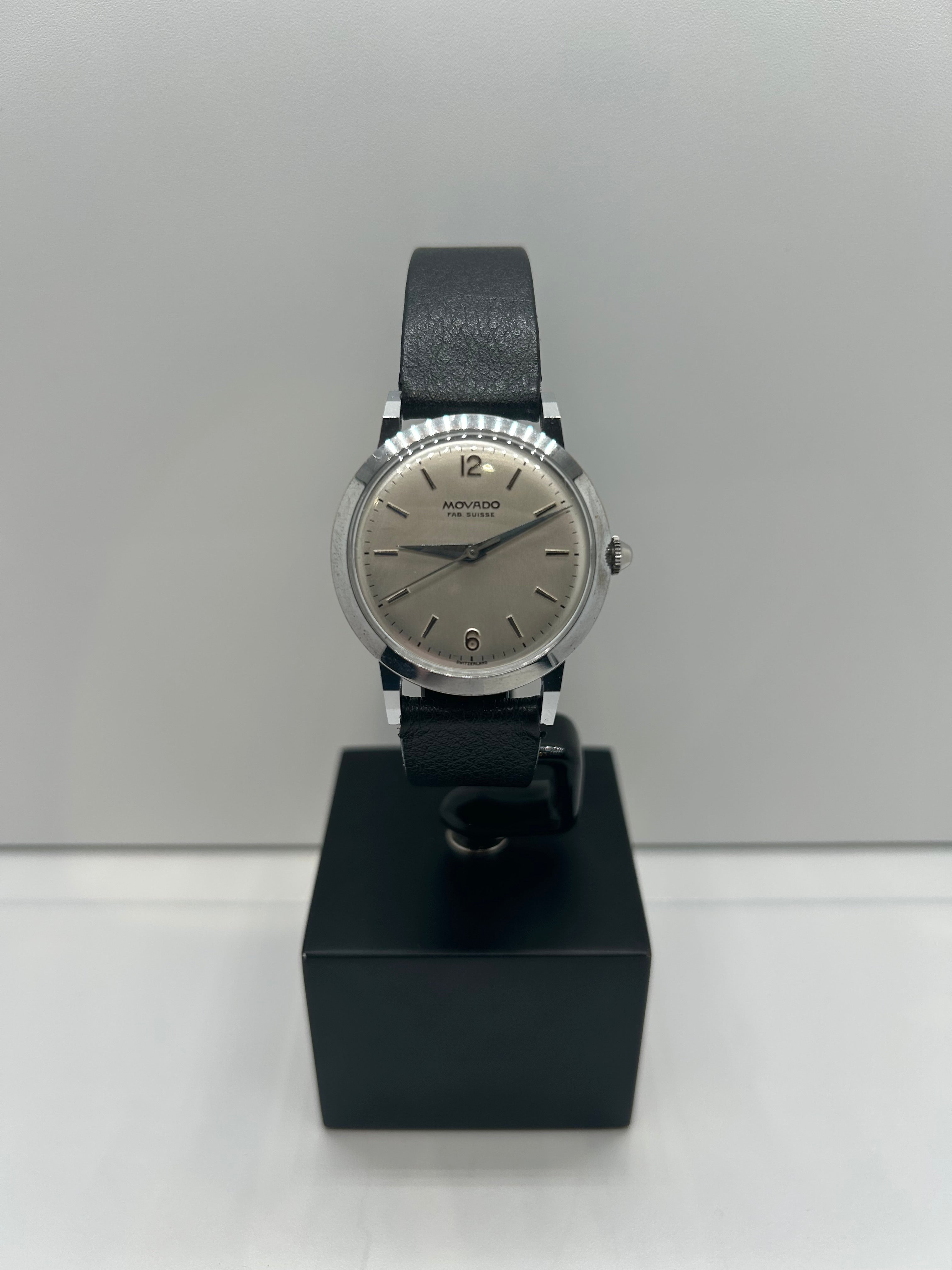 Movado ronde acier