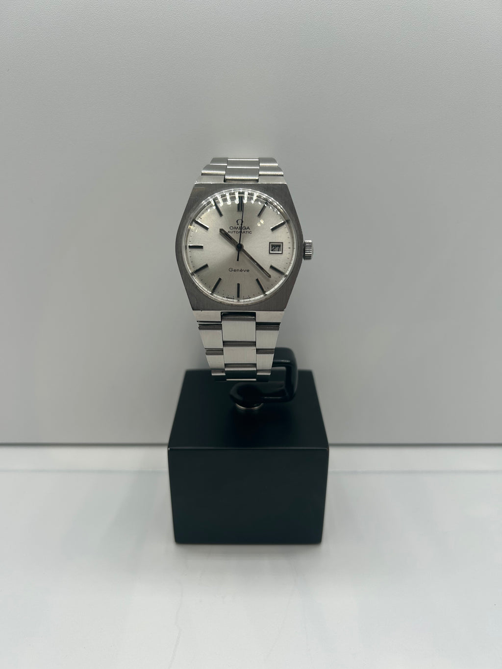 Omega Genève Acier