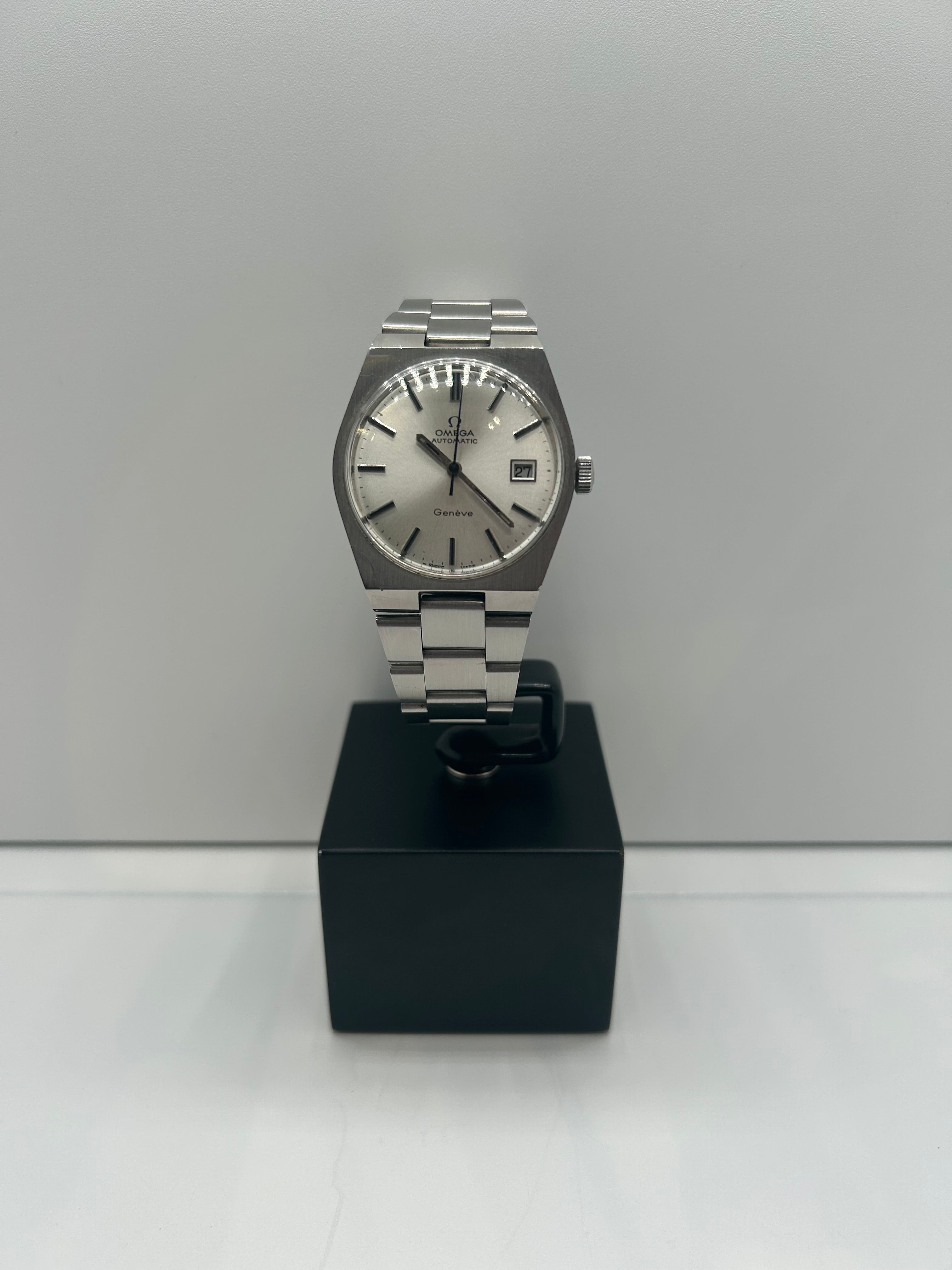 Omega Genève Acier