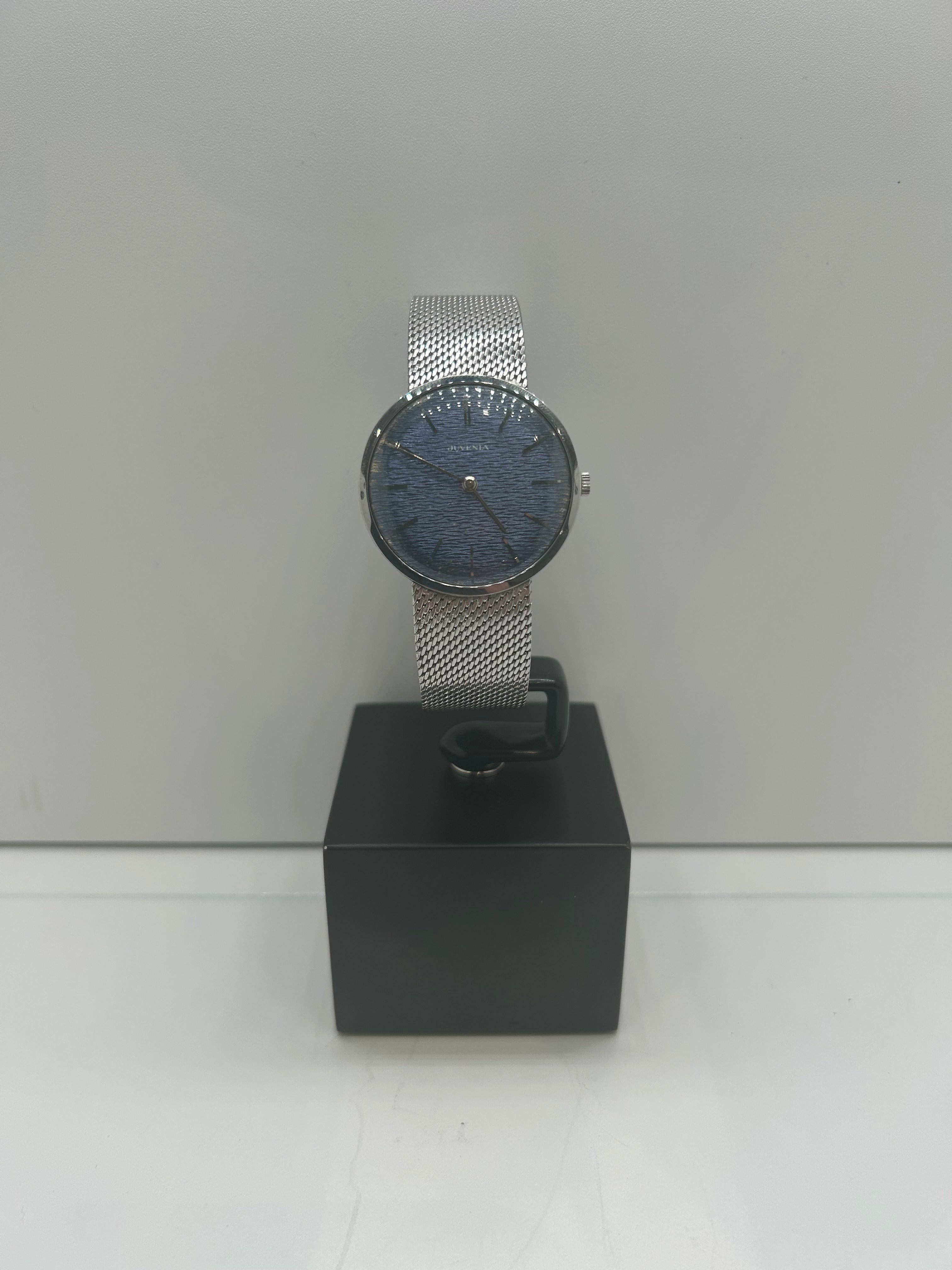 Juvénia Grand Bleu