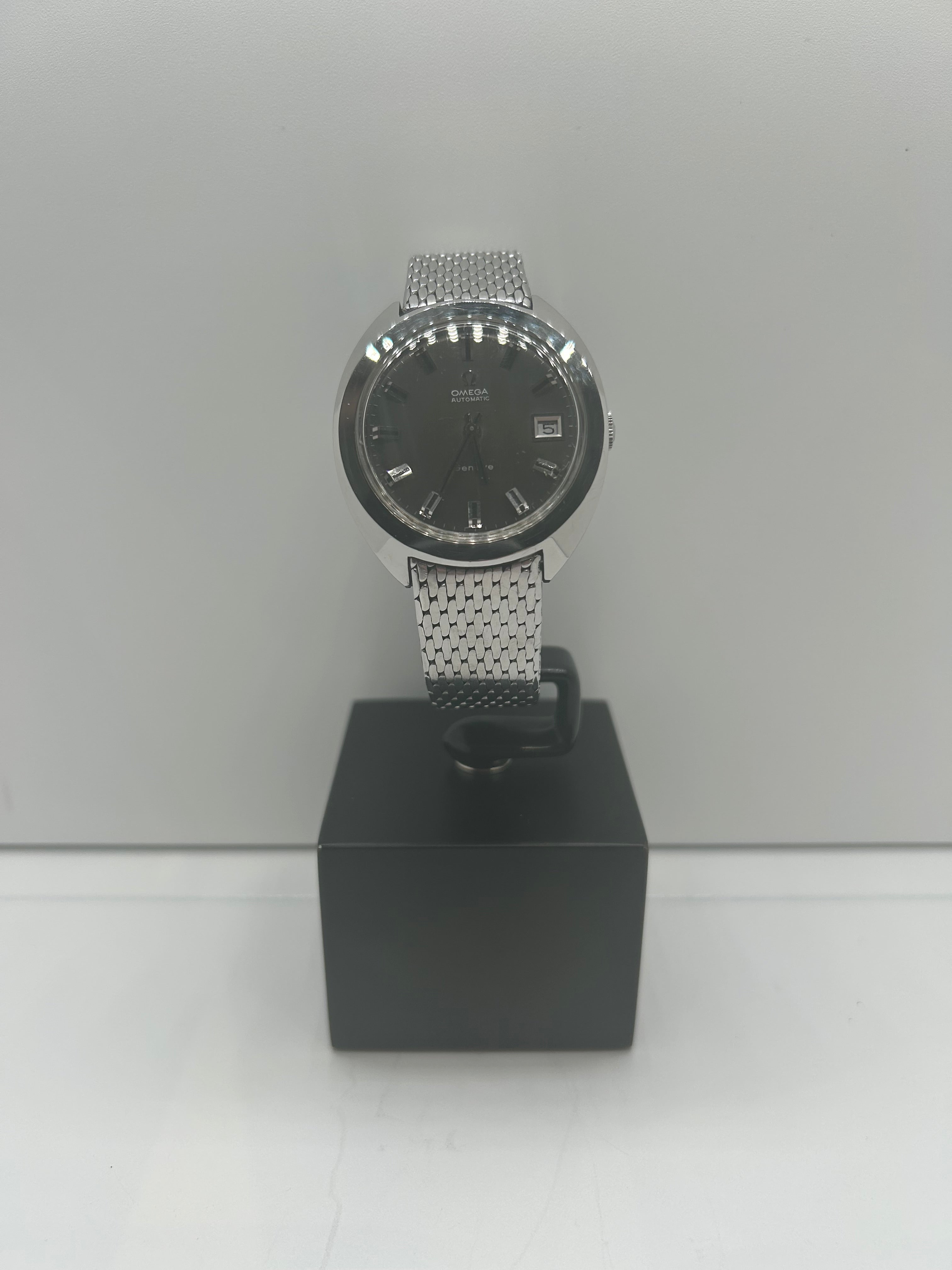 Omega Genève ST 166.721